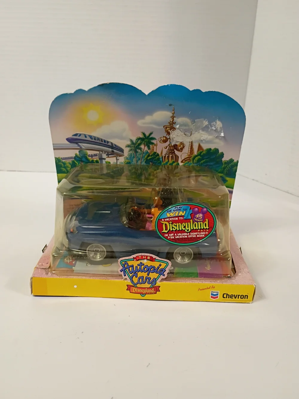 The Chevron Cars Autopia Cars Disneyland Retired - Stickers & Postcard 2000